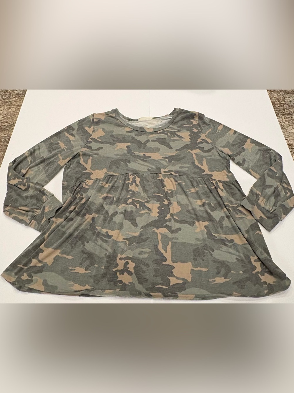 Camo Babydoll Long Sleeve Tee - Olive/Tan